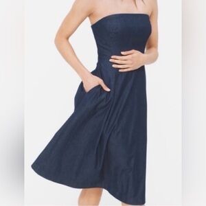 White House Black Market Denim Fit & Flare Dress. Size 10 Strapless W/ pockets